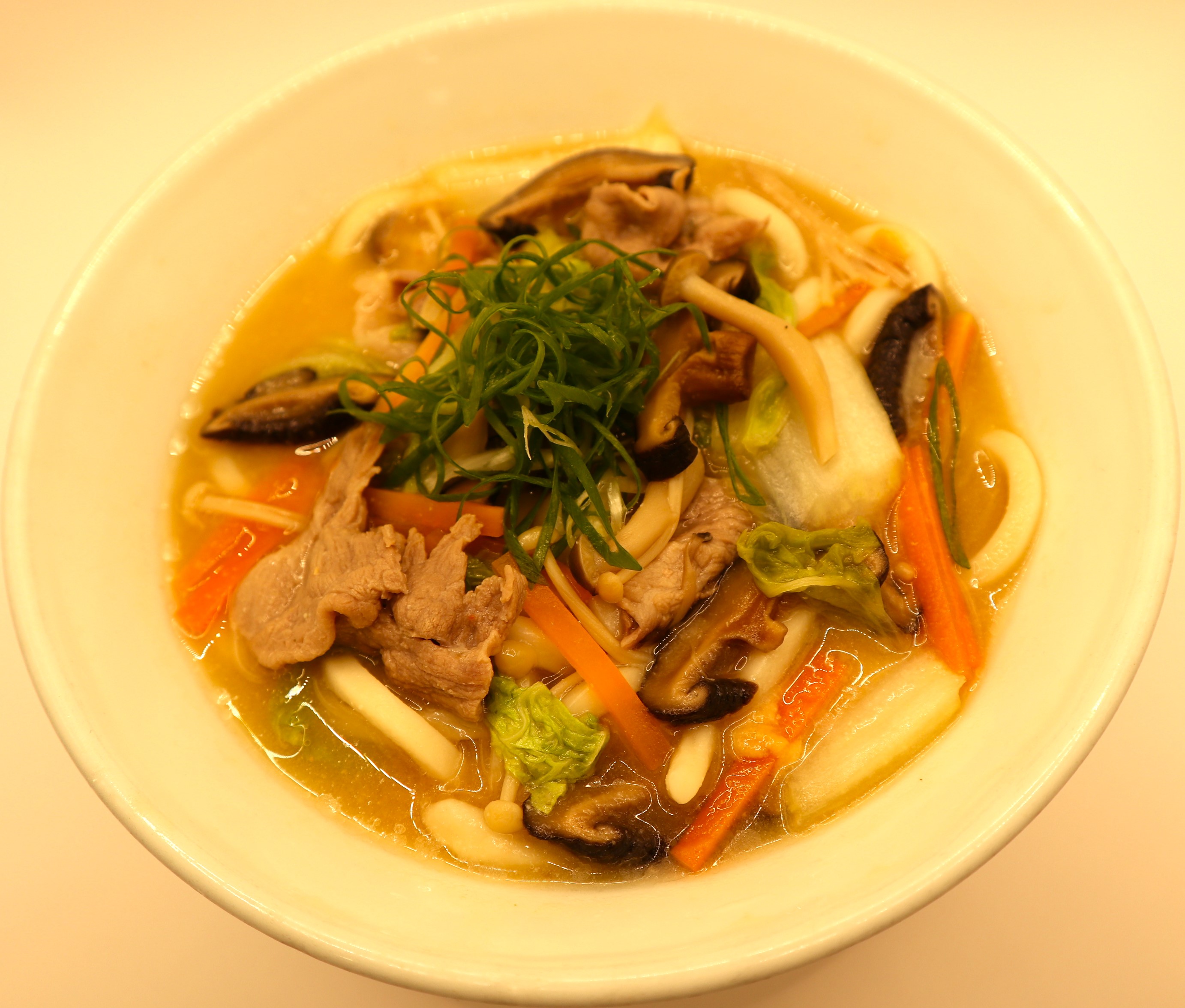 豚と野菜のみそ仕立てうどん